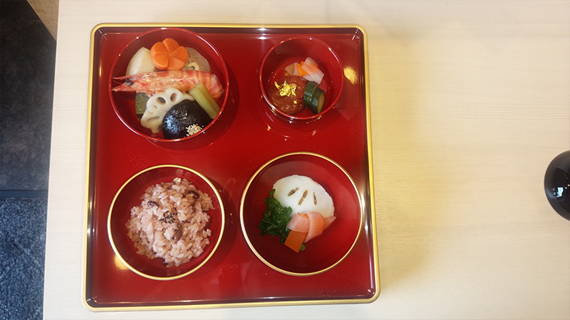 お食い初め膳